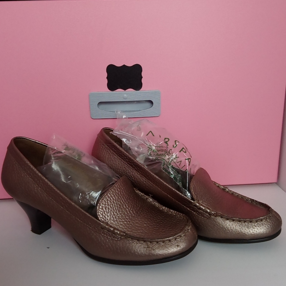 Aerosoles Metalic Pewter Pumps